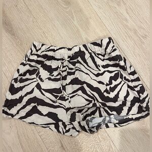 H&M Black and White Athletic Shorts Dynamic Zebra Pattern